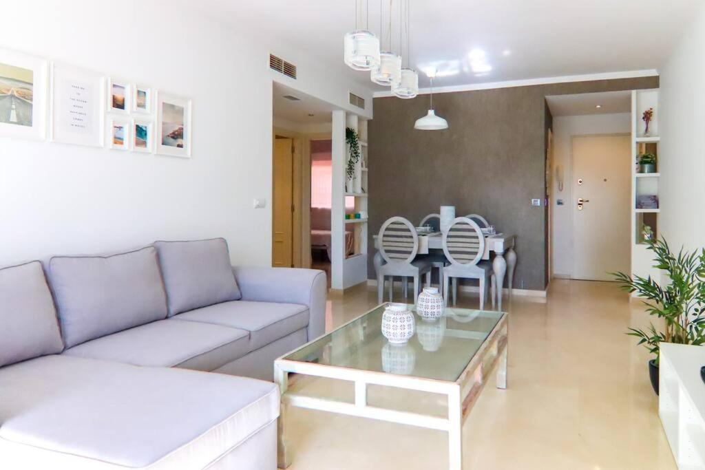 Oleholidays H. San Manuel 600 Mts. A La Playa Marbella Exterior photo